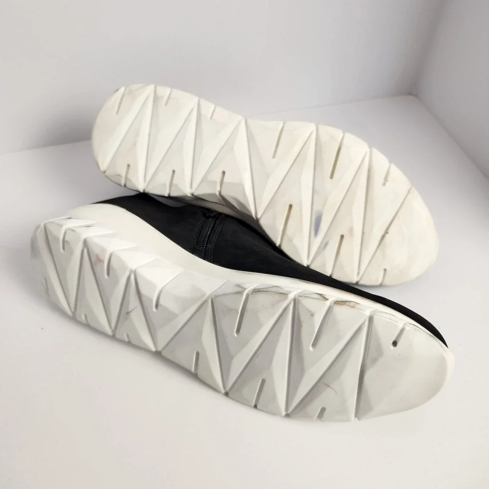 Naot Women's Zodiac Black‎ Leather Comfy Ankle Sneakers Size 41 (10-10.5)